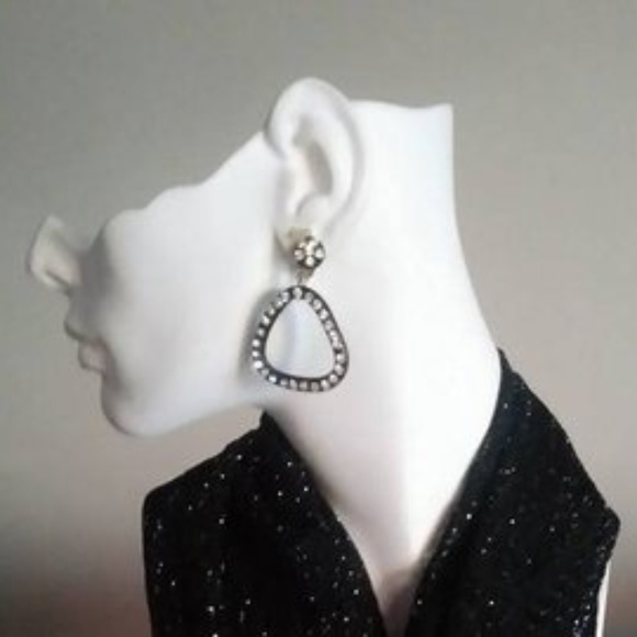 Vintage Jewelry - *1960's Rhinestones Clip On Earrings